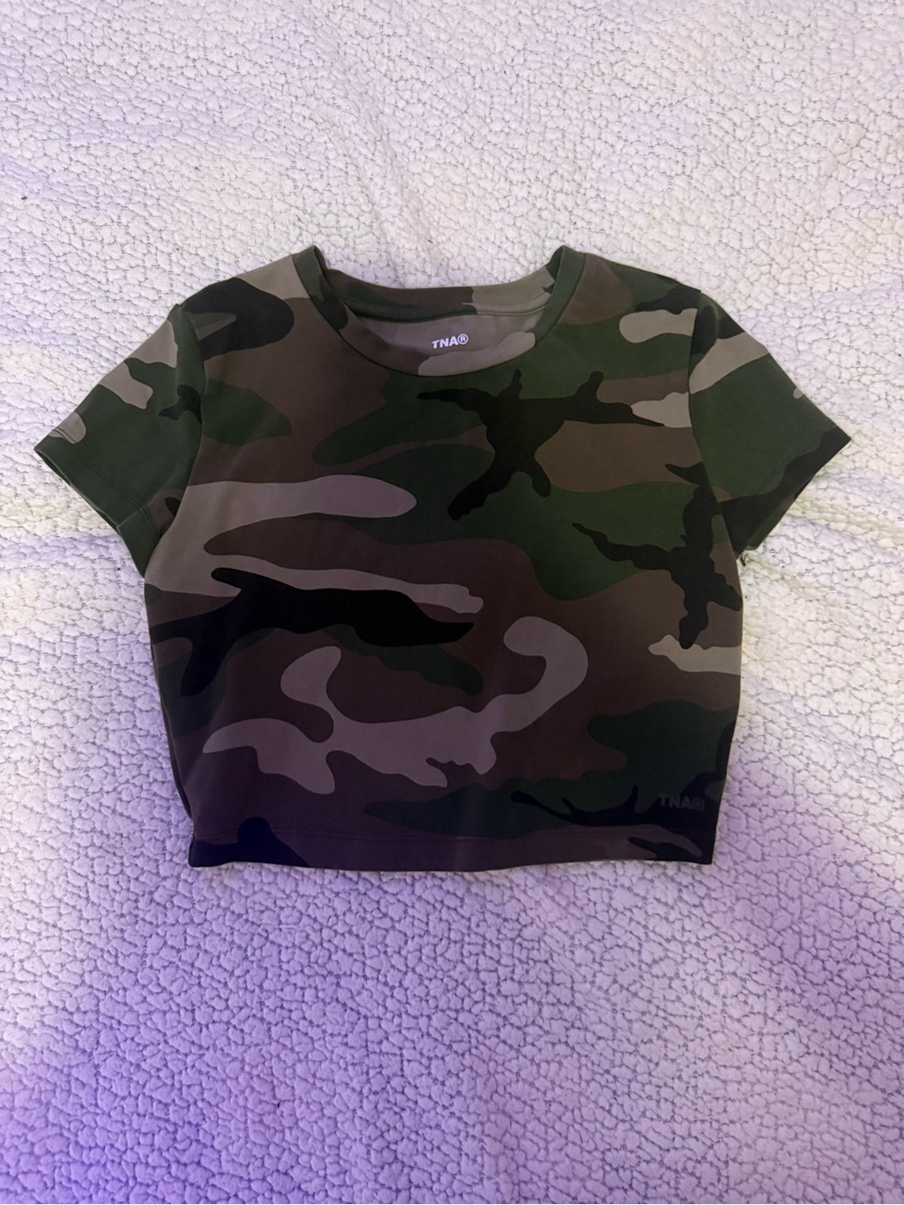 TNA Camo Crop Tee in Olive & Dark Green